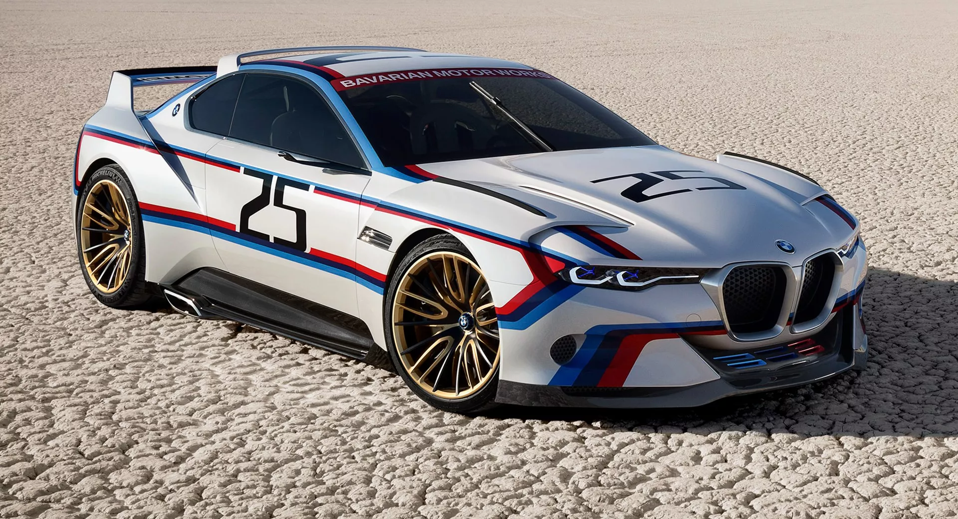 bmw_3.0_csl_hommage_r_main.webp