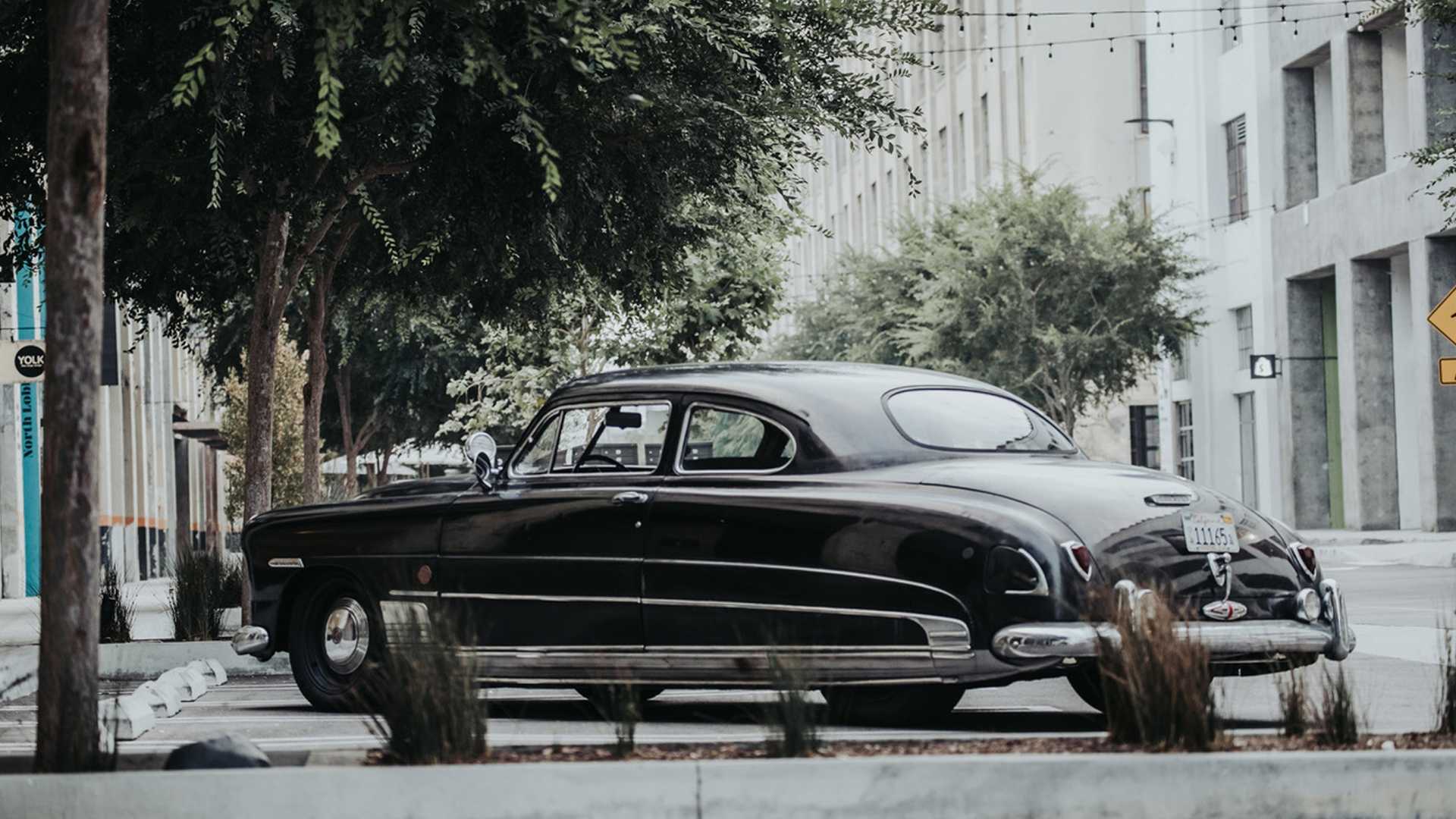 В Монтерее представят 638-сильного «гангстера» ICON Derelict Hudson Coupe  1949 года