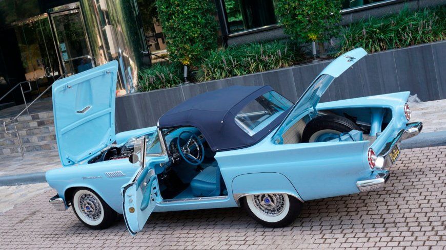 1957-FORD-THUNDERBIRD-3.jpg