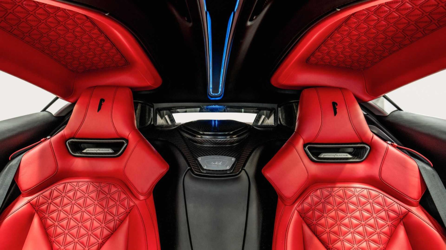 first-automobili-pininfarina-battista-production-car-for-the-us-interior-seats.jpg