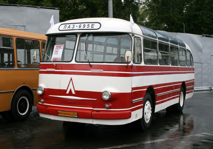 lAZ_695_E.jpg lAZ_695_E.jpg