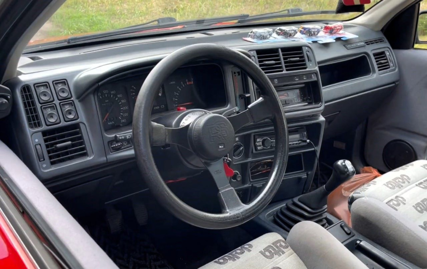 salon_Ford_Sierra .jpg