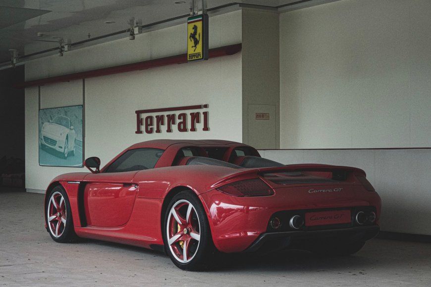 Abandoned-Ferrari-Dealer-4.jpg