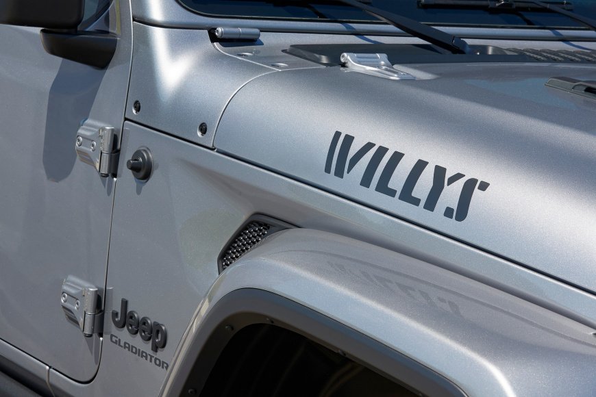 2021-Jeep-Gladiator-Willys-4.jpg