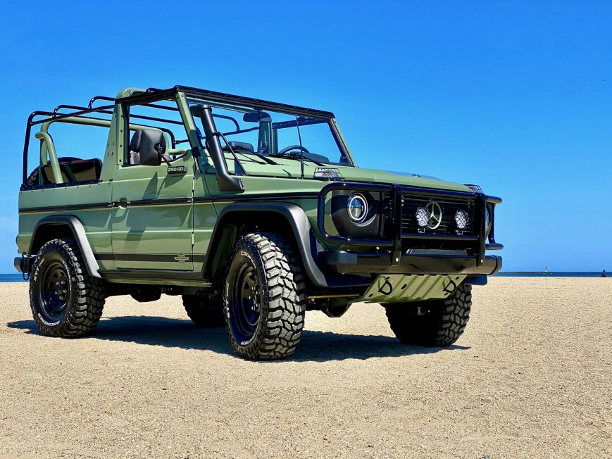 1990-Mercedes-Benz-G-Class-restomod-by-Legacy-Overland-2.jpeg