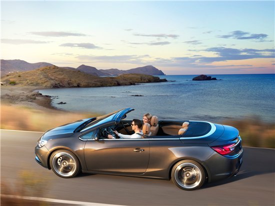 Opel%20Cascada3.jpg
