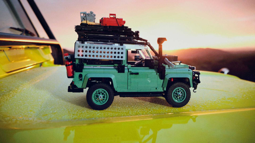 lego-icons-classic-land-rover-defender-90.jpg