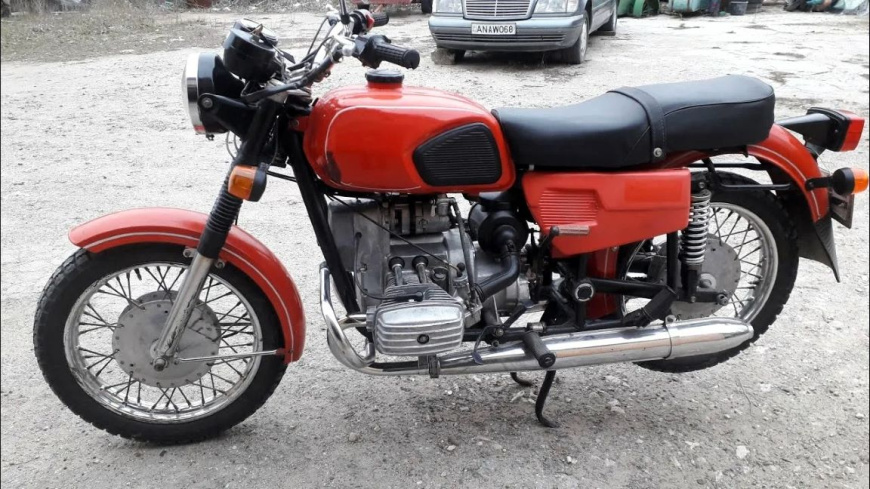 motocikl_dnepr_8_157.jpg motocikl_dnepr_8_157.jpg