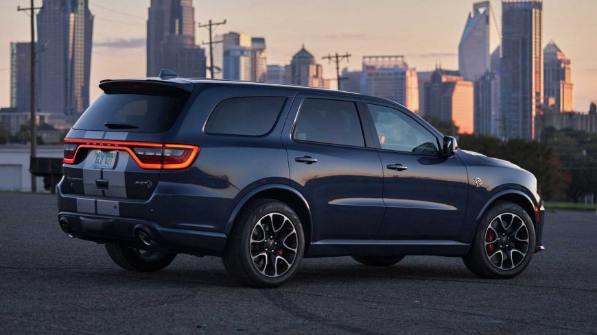 2021-dodge-durango-srt-hellcat-exterior (1).jpg