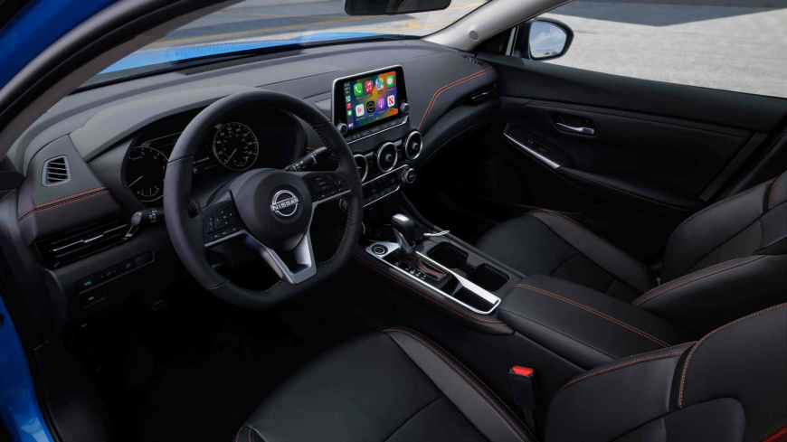 2024-nissan-sentra-sr-interior.jpg