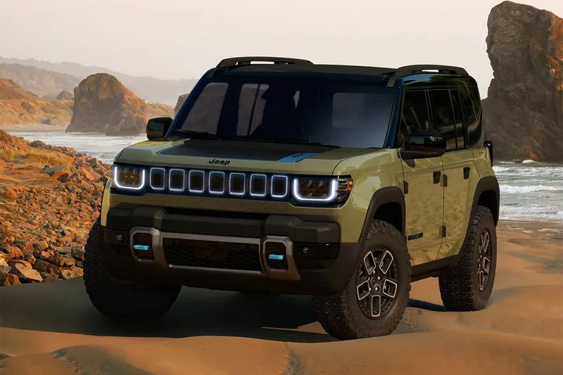 Jeep Recon обещает стать одной из самых значимых новинок бренда в 2024 году.