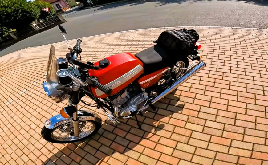 ява 350 ретро.jpg