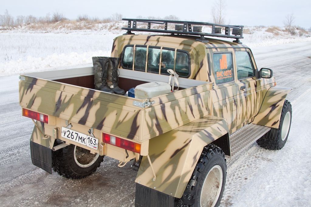 snegobolotohod-lada-4x4s.jpg