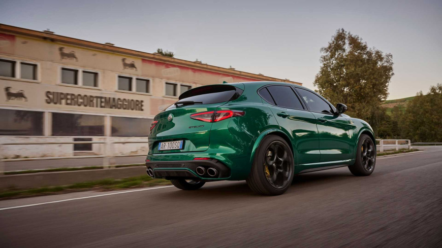 alfa-romeo-stelvio-quadrifoglio-100deg-anniversario (1).jpg