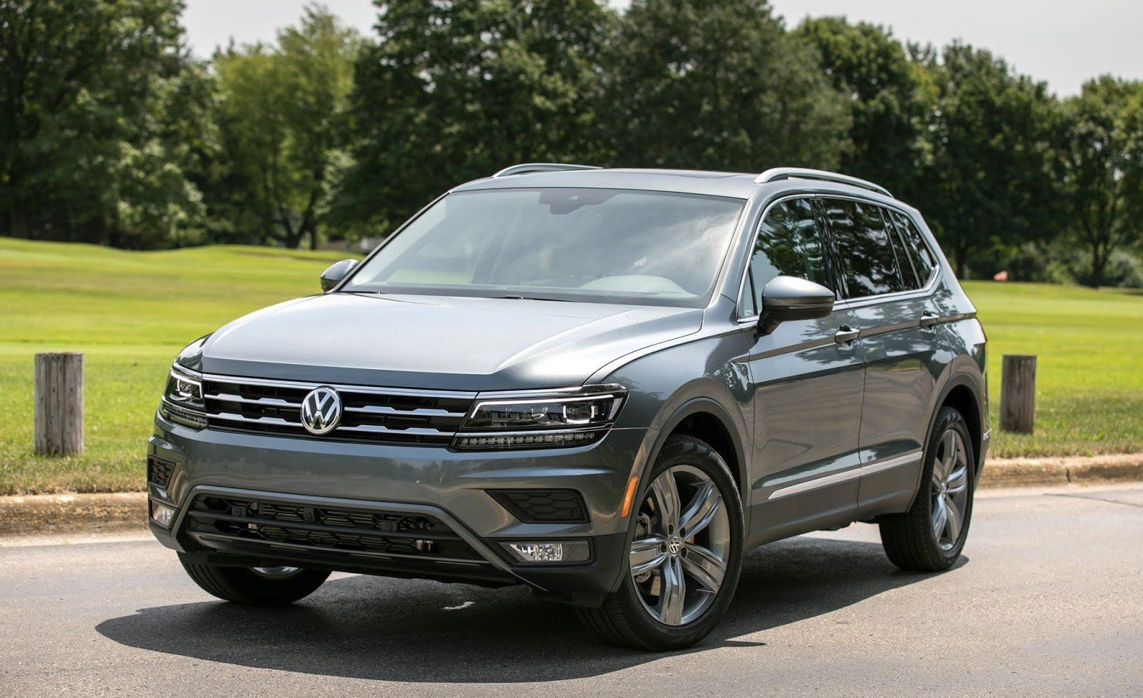 2018-volkswagen-tiguan-safety-and-driver-assistance-review-car-and-driver-photo-703444-s-original.jpg