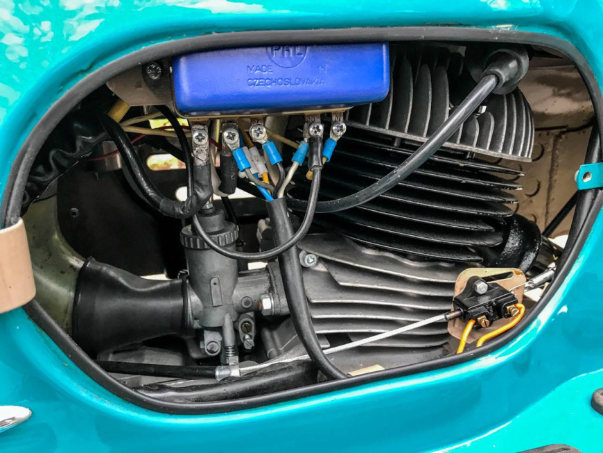 motor-CZ-175.jpg motor-CZ-175.jpg