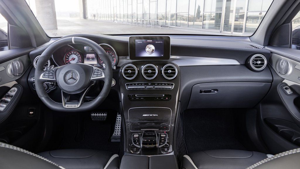 Mercedes-Benz GLC от AMG: салон