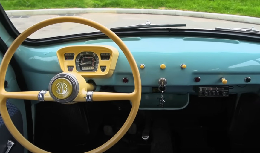 zaz_965_salon.jpg zaz_965_salon.jpg