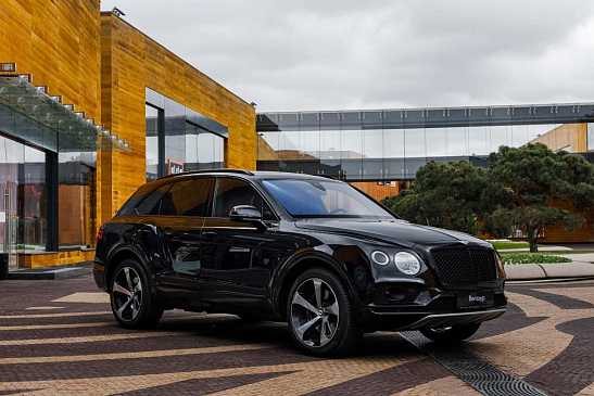 Компания Bentley отзывает в РФ почти 200 кроссоверов Bentley Bentayga из-за проблем с креслами 