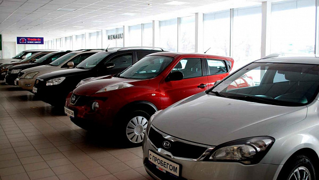 Продажи автомобилей с пробегом в РФ снизились на 36% по итогам апреля 2022 года