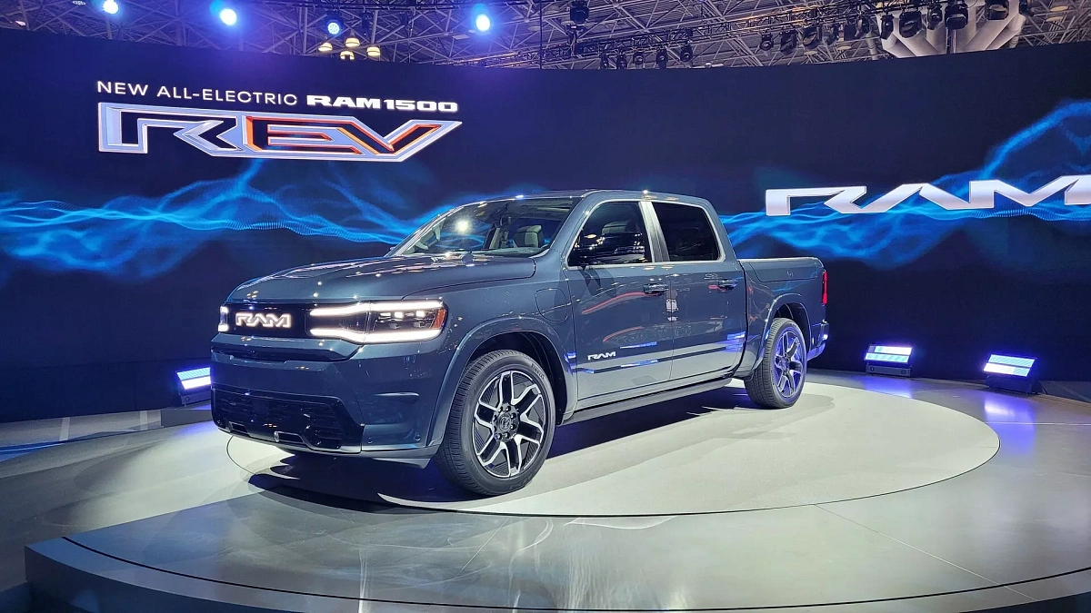 Обновленный пикап Ram 1500 2025 года готовится к дебюту с двигателем Twin-Turbo