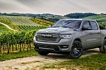 RAM представила электрический пикап RAM 1500 Ramcharger 2025 года с бензиновым ДВС