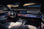 У нового седана BMW 7 Series громкая стереосистема с бриллиантами в динамиках