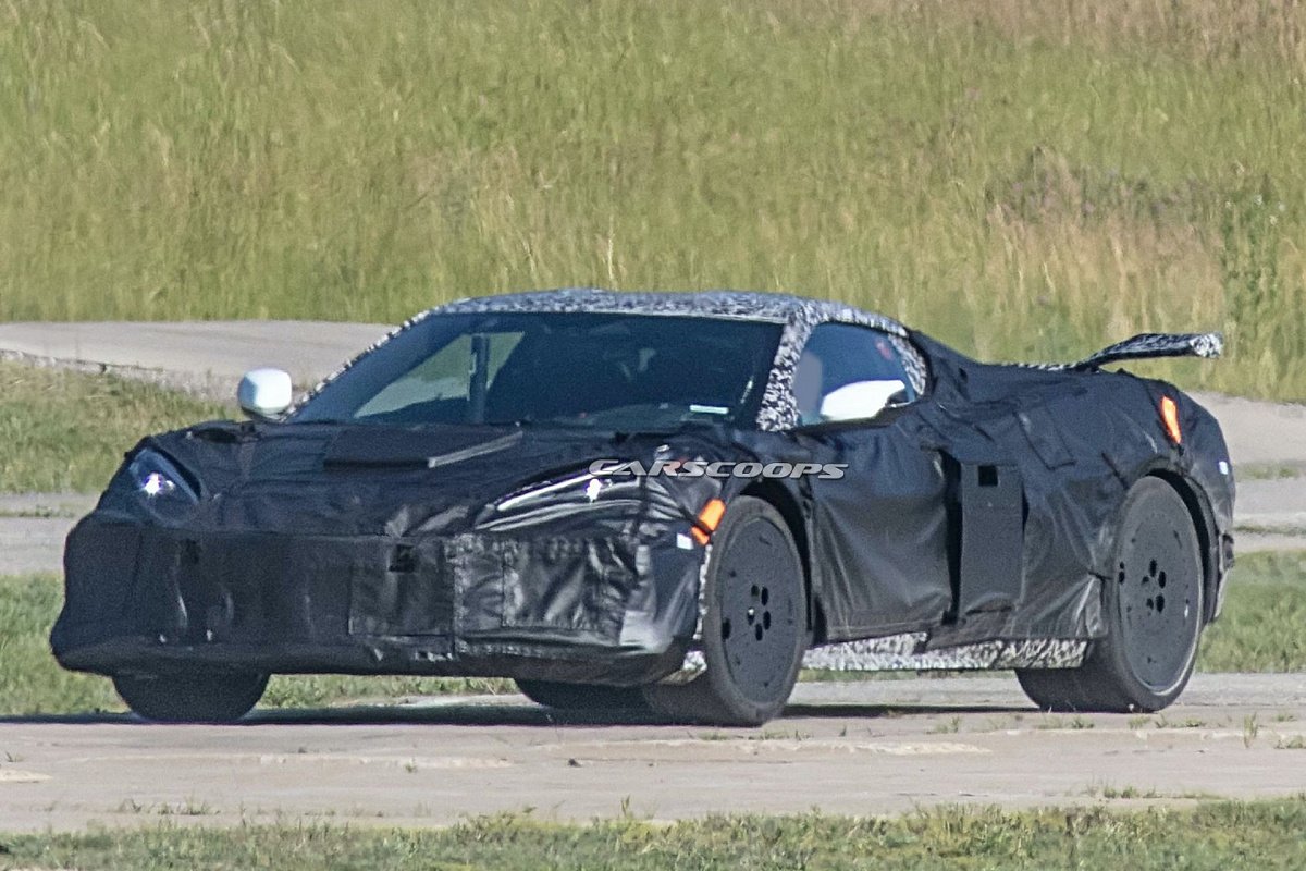 Прототип обновленного Chevrolet Corvette Z06 заметили на испытаниях