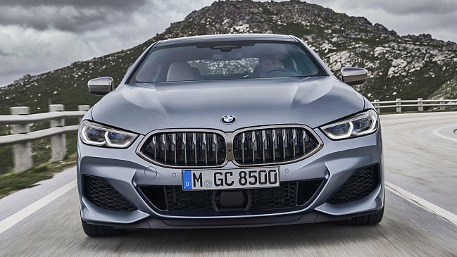 В РФ начались продажи спорт-купе BMW 8 серии Gran Coupe