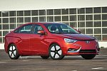 Опубликованы рендеры электромобиля LADA Vesta FL