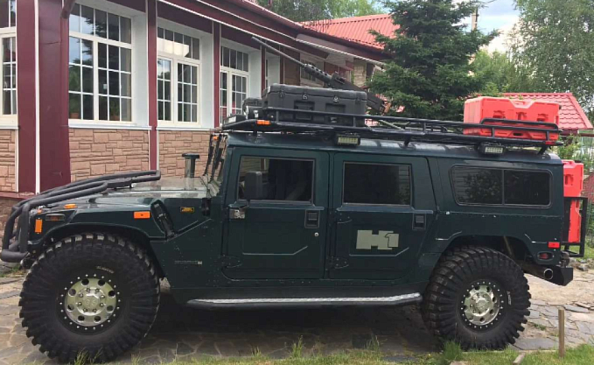 В Иркутске продается Hummer за 5,5 млн рублей в очень богатой комплектации