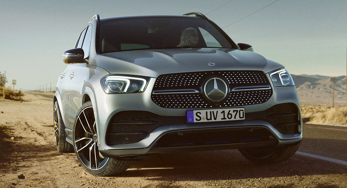 Mercedes-Benz объявил отзыв Mercedes GLE и GLS из-за старой проблемы с облицовкой окон