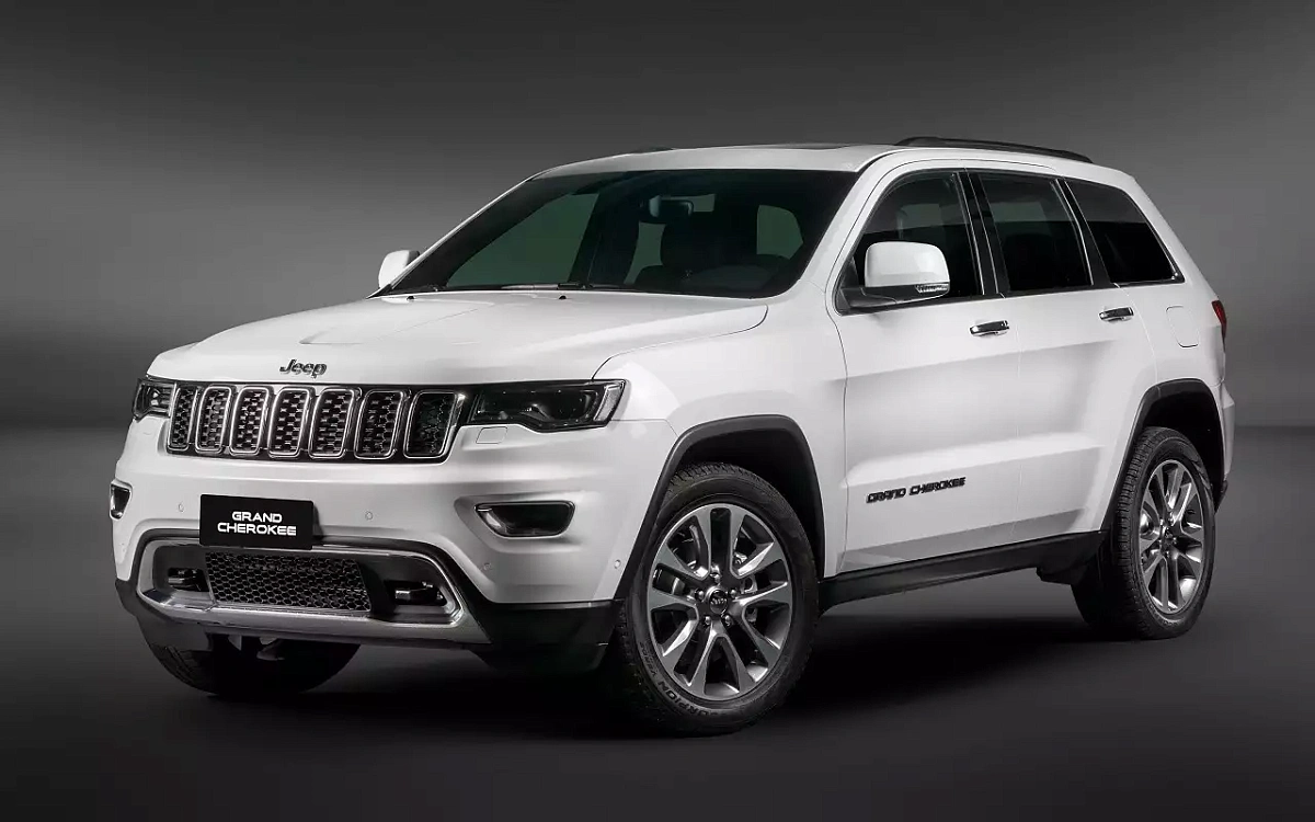 На российском рынке появился Jeep Grand Cherokee с новым двигателем 