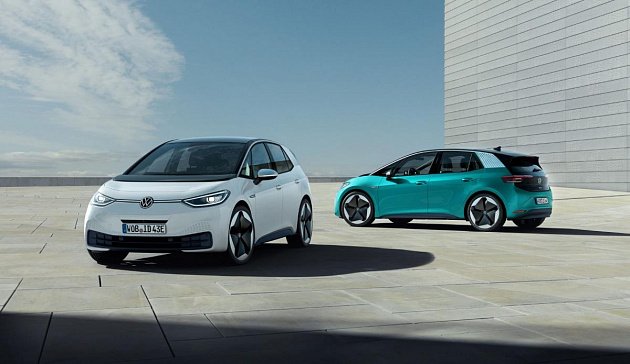 Компания Volkswagen обойдет Tesla по продажам электромобилей к 2025 году
