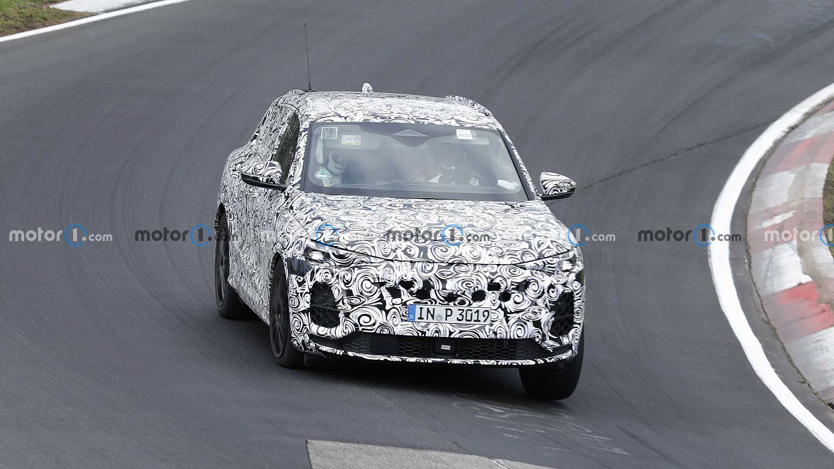Audi SQ5 следующего поколения впервые вышла на тесты с окончательным дизайном