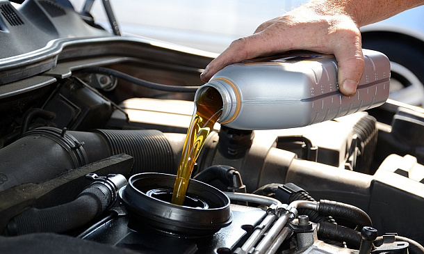 Эксперты NJcar нашли 6 грубых ошибок при замене масла в двигателе автомобиля