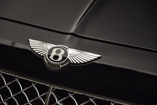 Bentley показала роскошный Flying Spur от тюнинг-ателье Mulliner