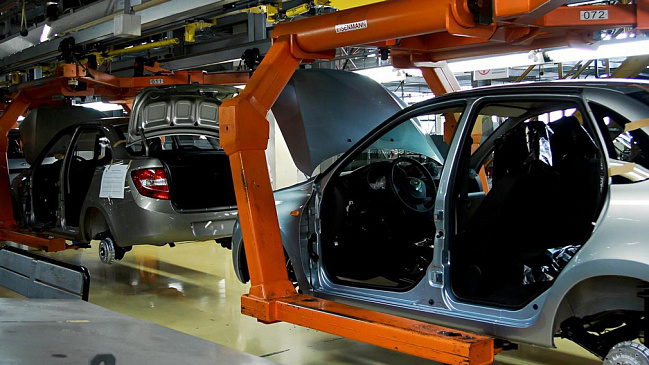 Выпуск автомобилей на заводе АвтоВАЗа будет работать 4 дня в неделю с июня по сентябрь 2022 года