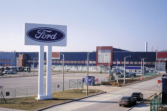 Компания Ford в IV квартале 2022 года сократила чистую прибыль в 9,4 раза