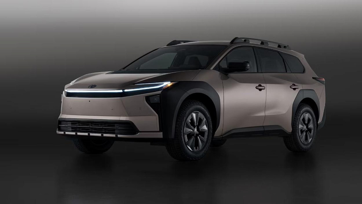 Toyota решила отложить на целый год начало продаж своего электрического внедорожника 