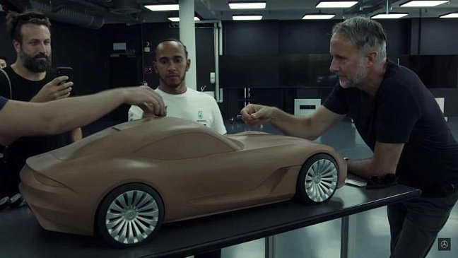 Mercedes-AMG показал, как будет выглядеть купе GT следующего поколения
