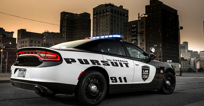 Представлен Dodge Charger Pursuit с правым рулем для полиции Австралии
