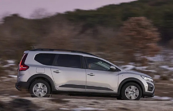 Оптимальное соотношение цены и качества Dacia Jogger заставляют автолюбителей выстраиваться в очередь