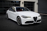 Alfa Romeo намерена ежегодно выпускать новую модель до 2026 года, после чего перейдёт на электрокары 