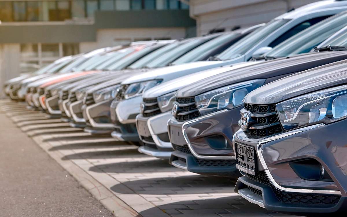 Автоконцерн АВТОВАЗ готовится увеличить объем экспорта автомашин Lada в страны СНГ