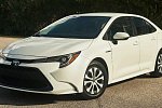 Toyota показала гибридную версию Corolla 