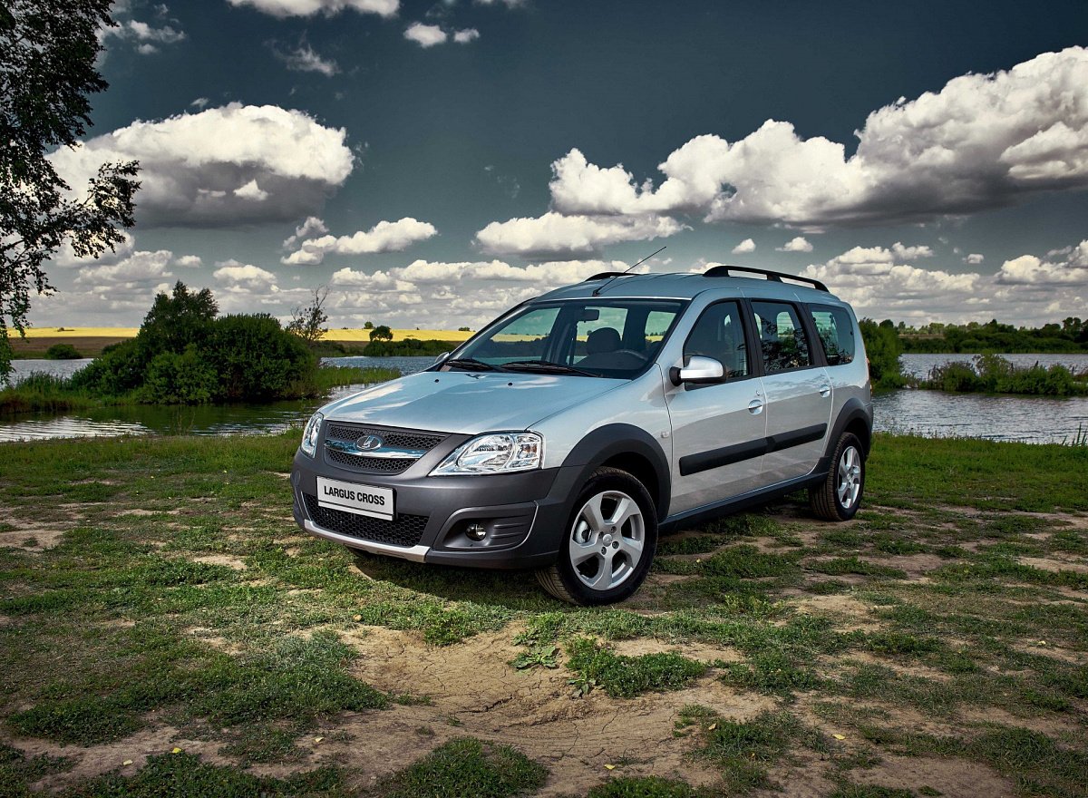 «АвтоВАЗ» представит обновленный Lada Largus Cross