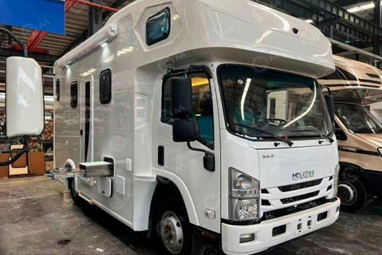 В РФ принимают заказы на автодом Isuzu Elf 2026 года