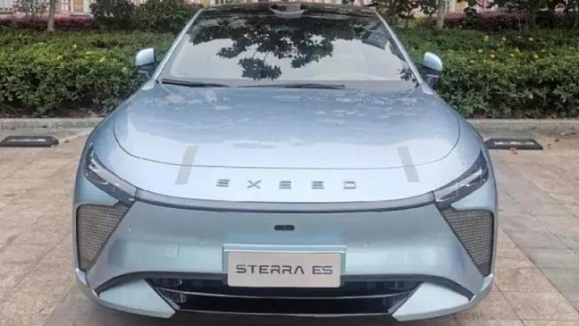 Новый электрический седан Exeed Sterra ES заметили на улицах Китая