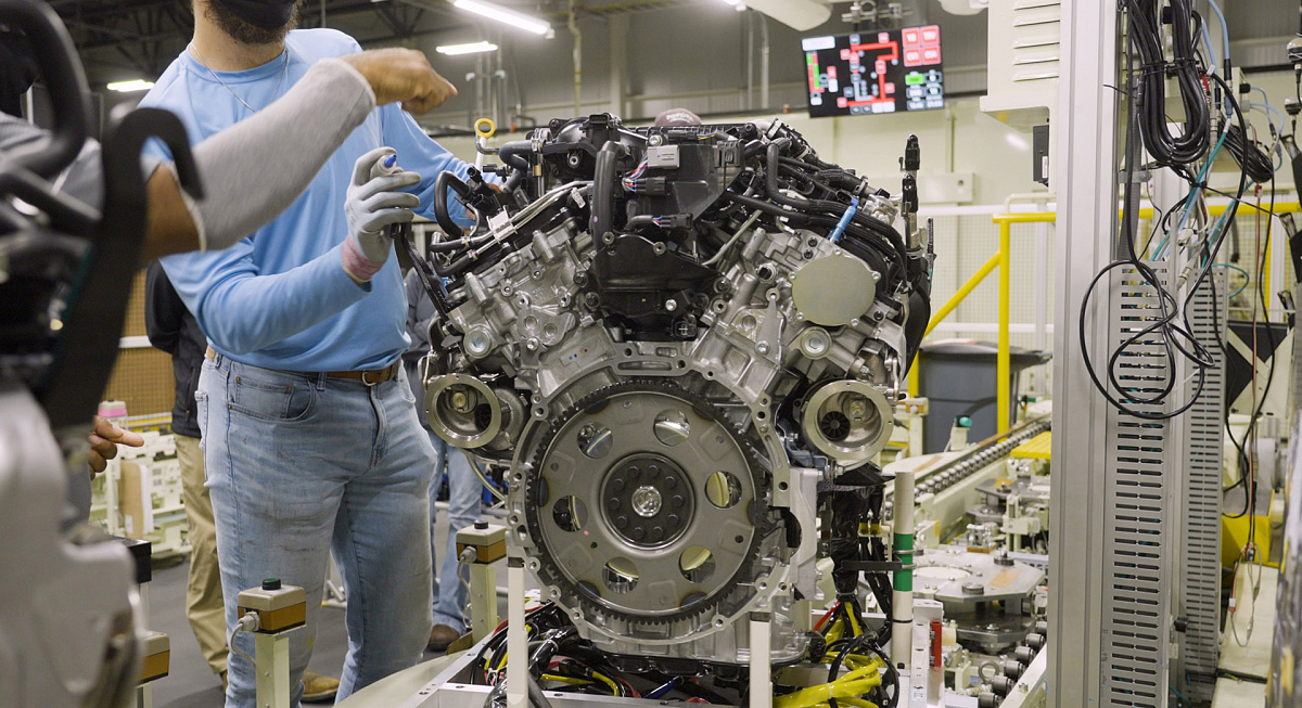 Компания Toyota потратит 383 миллиона долларов на выпуск новых двигателей
